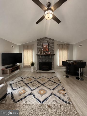 21 CHANDLER LN, Voorhees, NJ 08043