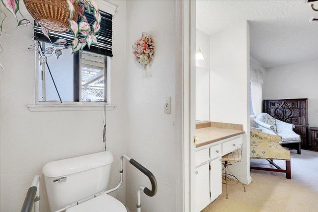 1732 Tracy Ln, Auburn, CA 95603