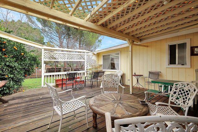 1732 Tracy Ln, Auburn, CA 95603