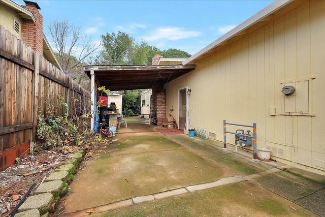 1732 Tracy Ln, Auburn, CA 95603