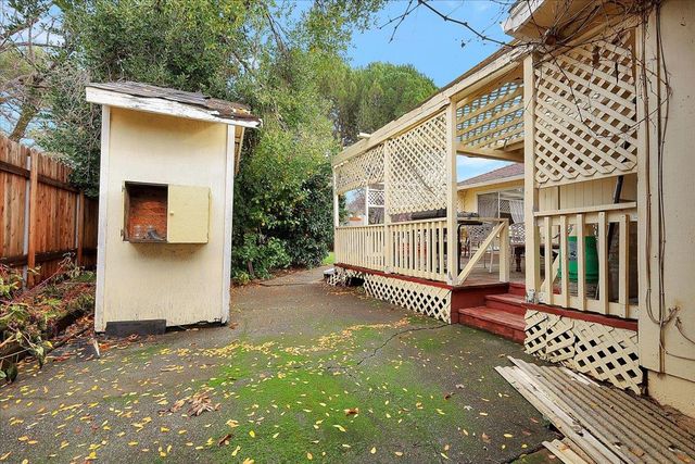 1732 Tracy Ln, Auburn, CA 95603