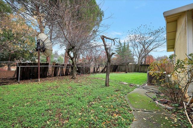 1732 Tracy Ln, Auburn, CA 95603