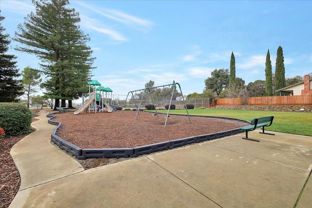 1732 Tracy Ln, Auburn, CA 95603