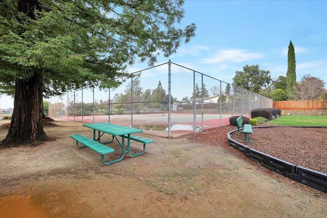 1732 Tracy Ln, Auburn, CA 95603