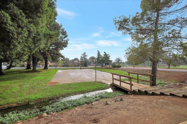 1732 Tracy Ln, Auburn, CA 95603