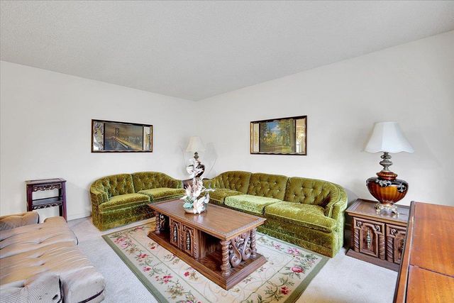 1732 Tracy Ln, Auburn, CA 95603