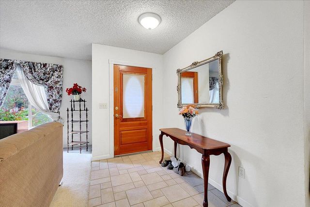 1732 Tracy Ln, Auburn, CA 95603