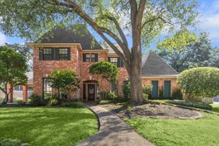 5006 Sandy Cedar Drive, Kingwood, TX 77345