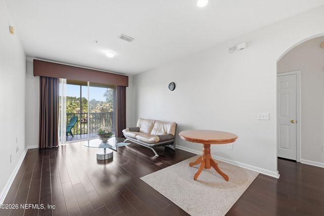 7801 POINT MEADOWS Drive 1402, Jacksonville, FL 32256