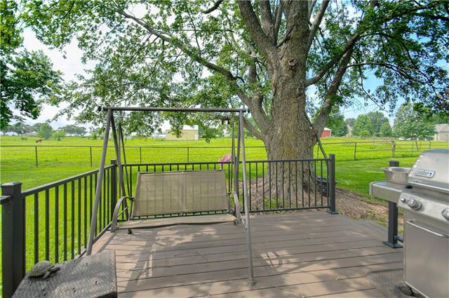 3705 W 213th Terrace, Bucyrus, KS 66013