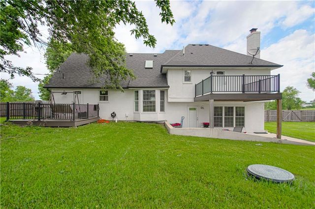 3705 W 213th Terrace, Bucyrus, KS 66013