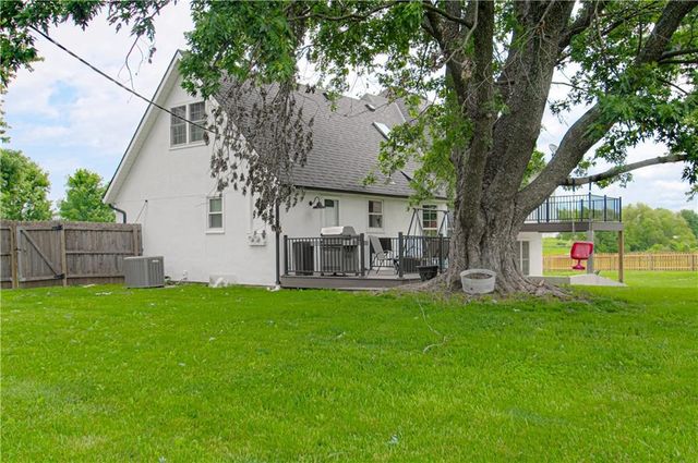 3705 W 213th Terrace, Bucyrus, KS 66013