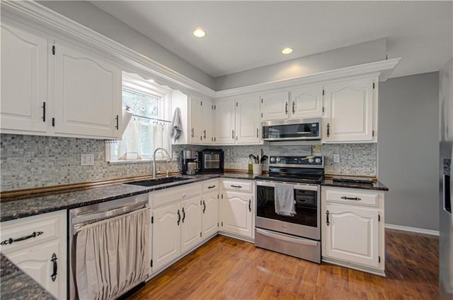 3705 W 213th Terrace, Bucyrus, KS 66013