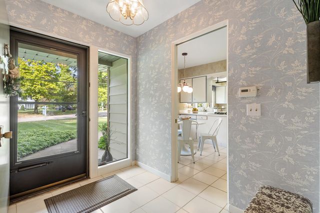 1907 Chevy Chase Boulevard, Kalamazoo, MI 49008