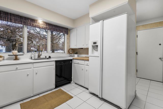 1907 Chevy Chase Boulevard, Kalamazoo, MI 49008