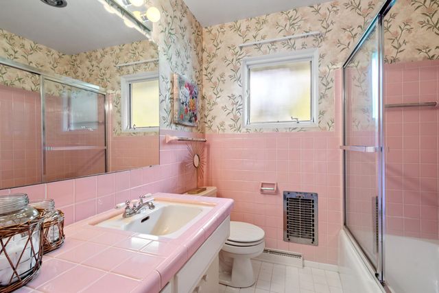 1907 Chevy Chase Boulevard, Kalamazoo, MI 49008