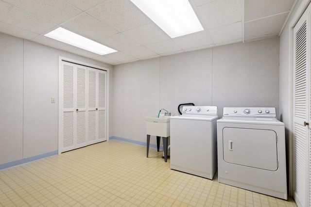 1907 Chevy Chase Boulevard, Kalamazoo, MI 49008