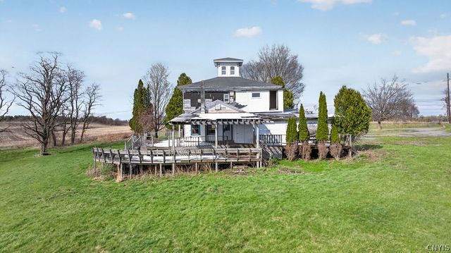 1715 East Lake Road, Spafford, NY 13152