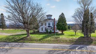 1715 East Lake Road, Spafford, NY 13152
