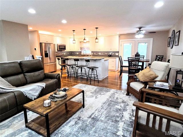2100 Spielhagen Road, Troy, MO 63379