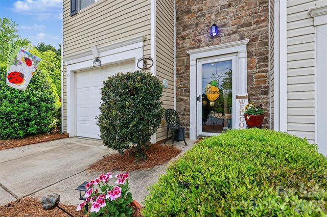 2103 Midnight Blue Lane, Fort Mill, SC 29708