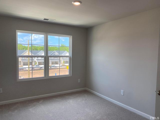 2022 Strickland Oak Way, Durham, NC 27703