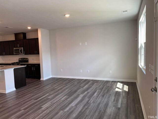 2022 Strickland Oak Way, Durham, NC 27703