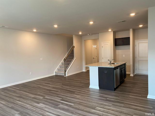 2022 Strickland Oak Way, Durham, NC 27703