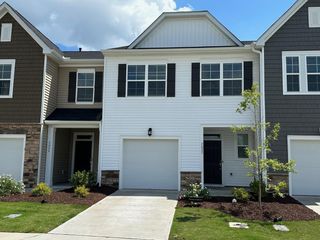 2022 Strickland Oak Way, Durham, NC 27703