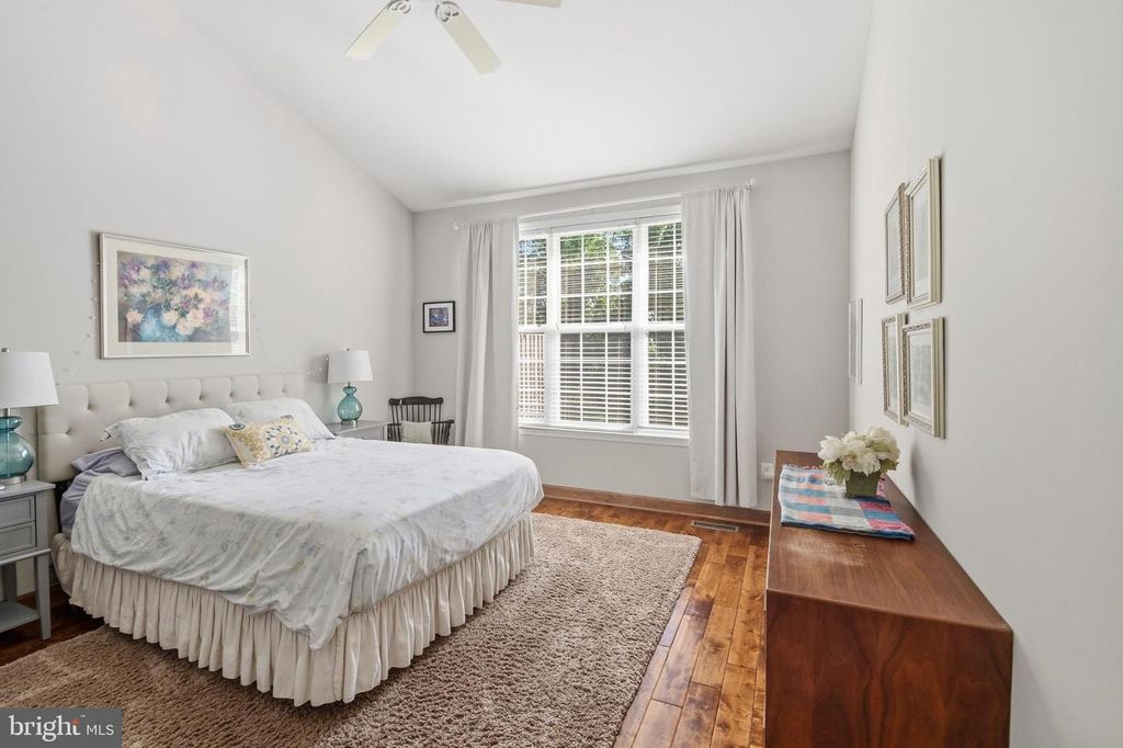 Image 17 of property listing at 8804 JOSHUA CT #8804, Pikesville, MD 21208