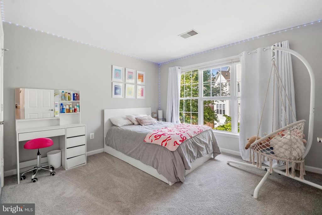 Image 22 of property listing at 8804 JOSHUA CT #8804, Pikesville, MD 21208