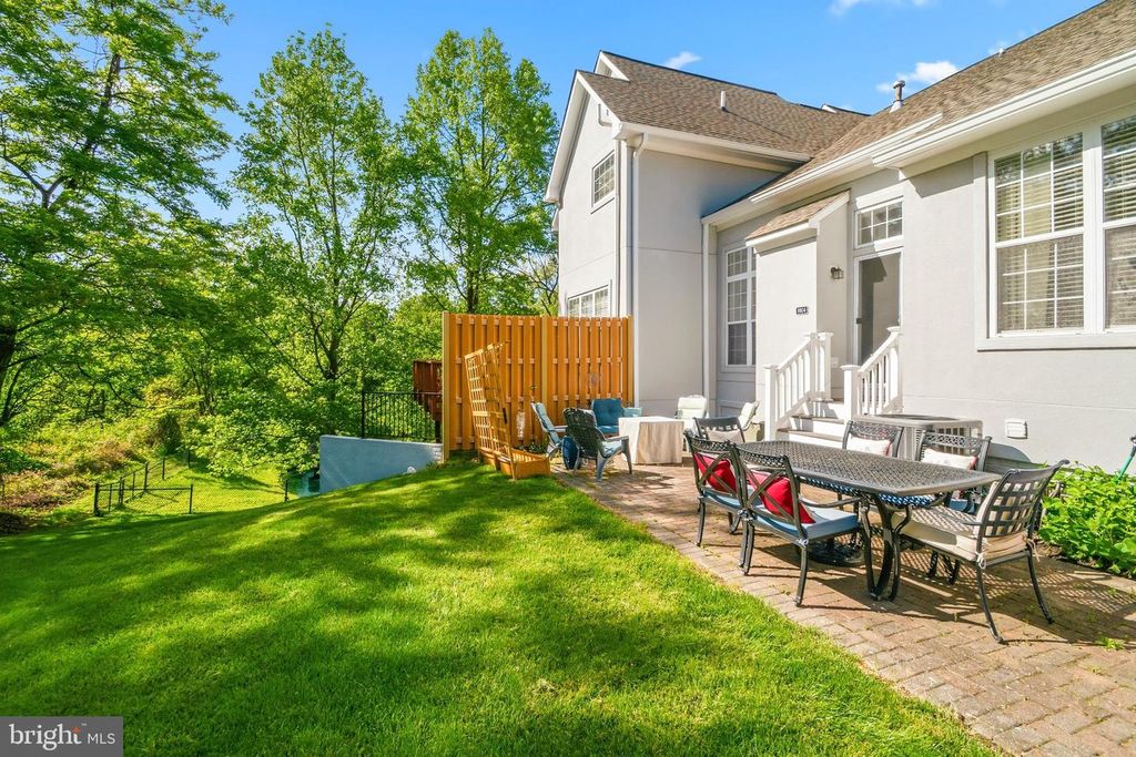 Image 38 of property listing at 8804 JOSHUA CT #8804, Pikesville, MD 21208