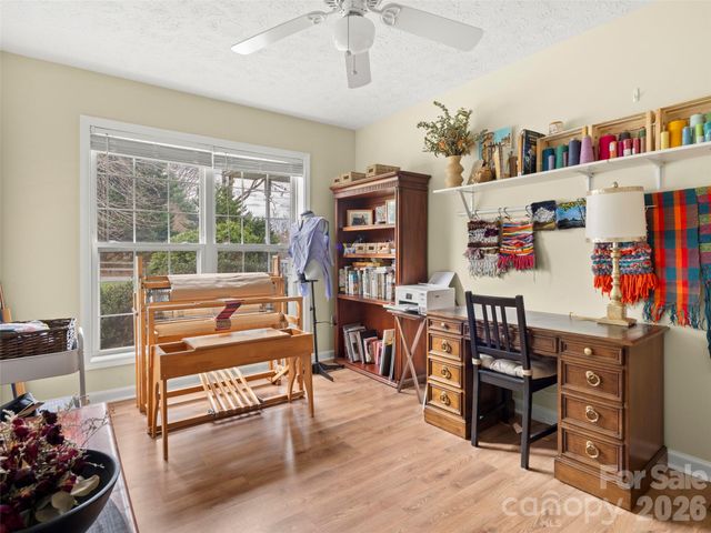 83 Church Street, Weaverville, NC 28787