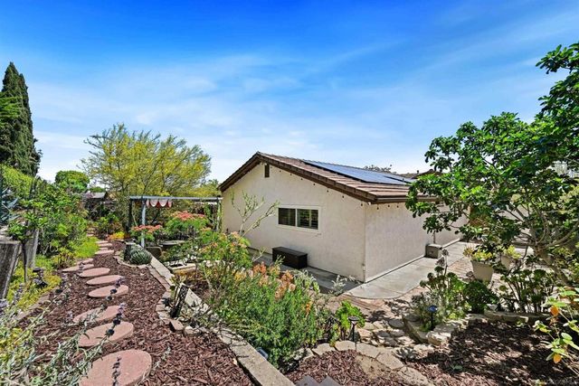 462 Dewane, El Cajon, CA 92020