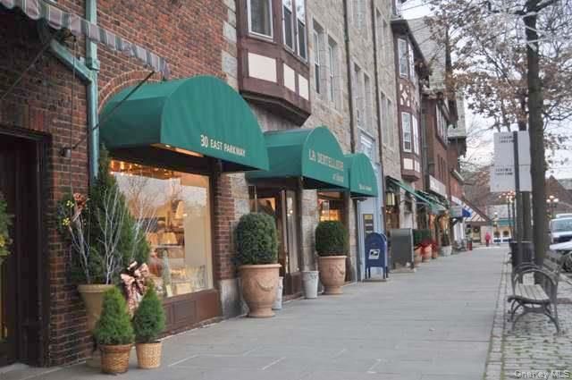 142 Garth Road 5S, Scarsdale, NY 10583