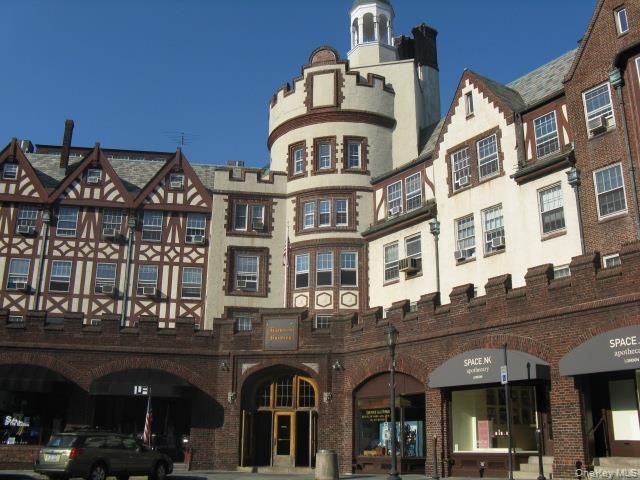 142 Garth Road 5S, Scarsdale, NY 10583