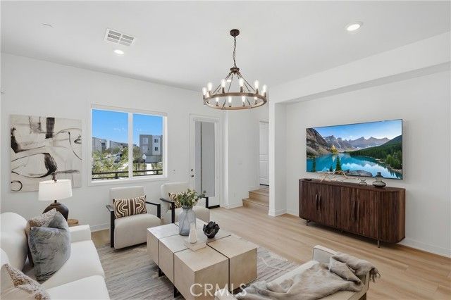 253 Sash, Irvine, CA 92618