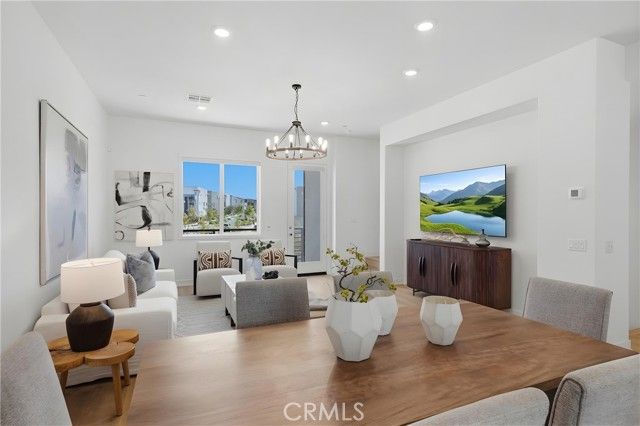 253 Sash, Irvine, CA 92618