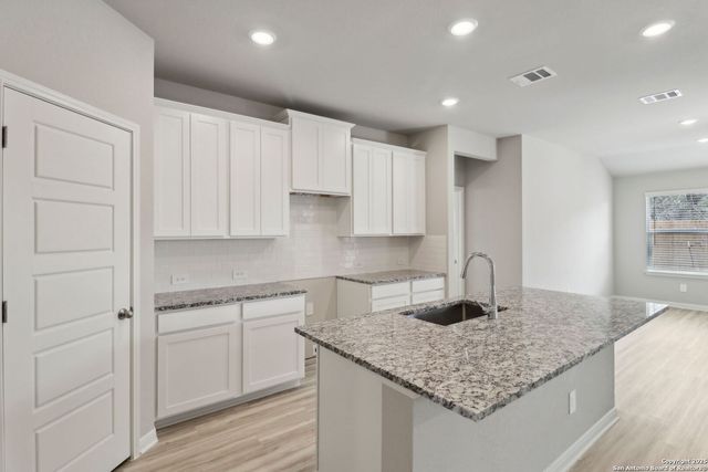 5728 Sendero Ranch, San Antonio, TX 78253