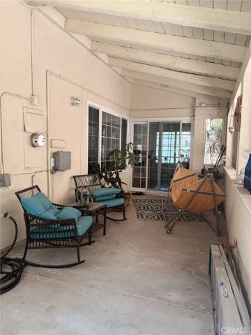 2100 Shady Brook dr, Thousand Oaks, CA 91362
