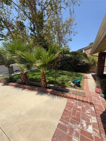 2100 Shady Brook dr, Thousand Oaks, CA 91362