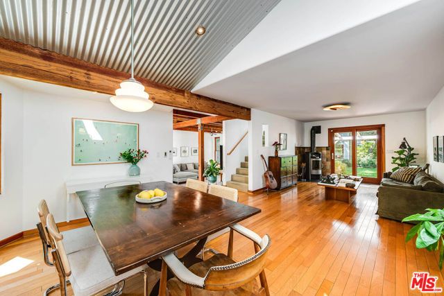 1446 Bonnell Drive, Topanga (los Angeles), CA 90290