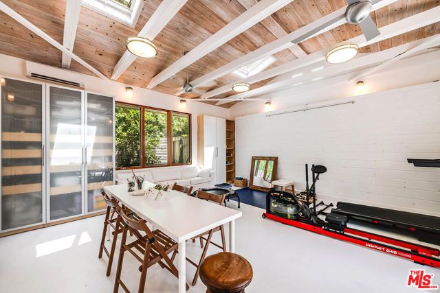 1446 Bonnell Drive, Topanga (los Angeles), CA 90290