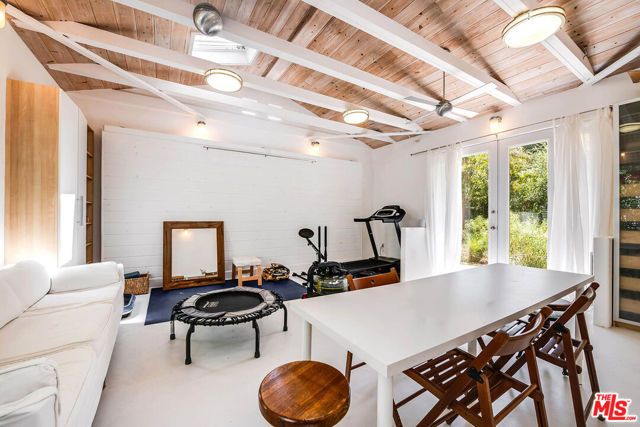 1446 Bonnell Drive, Topanga (los Angeles), CA 90290