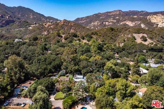 1446 Bonnell Drive, Topanga (los Angeles), CA 90290