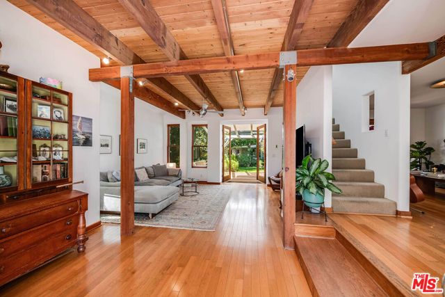 1446 Bonnell Drive, Topanga (los Angeles), CA 90290
