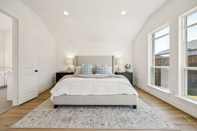 2100 Pleasant Run Lane, Fort Worth, TX 76008