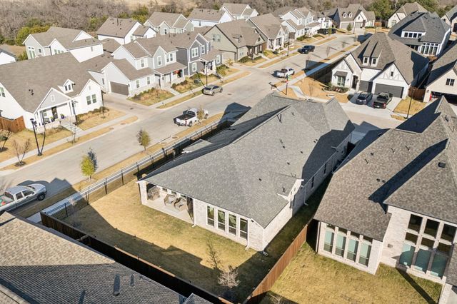 2100 Pleasant Run Lane, Fort Worth, TX 76008