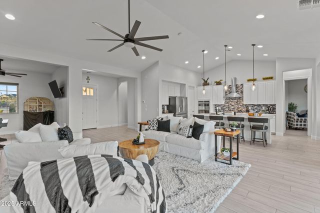 4030 OLD ORCHARD Drive, Wickenburg, AZ 85390