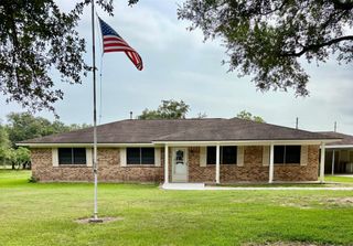 5410 Sunset Trail, Pleak, TX 77471